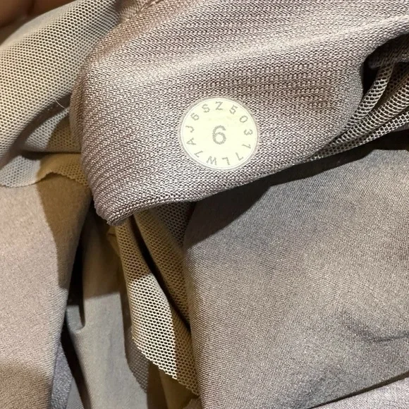 lululemon athletica Mauve Athletic Shorts - Picture 4 of 5